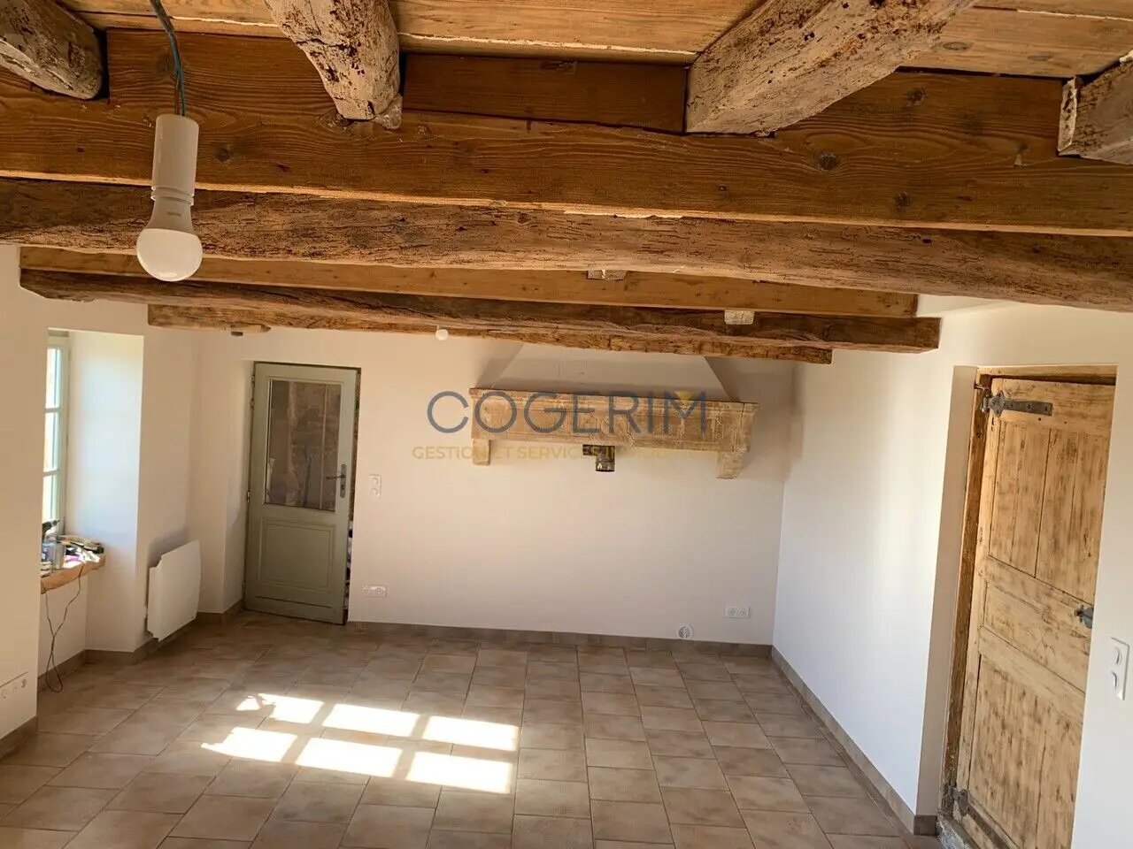 Maison à louer, 77m², Cogny