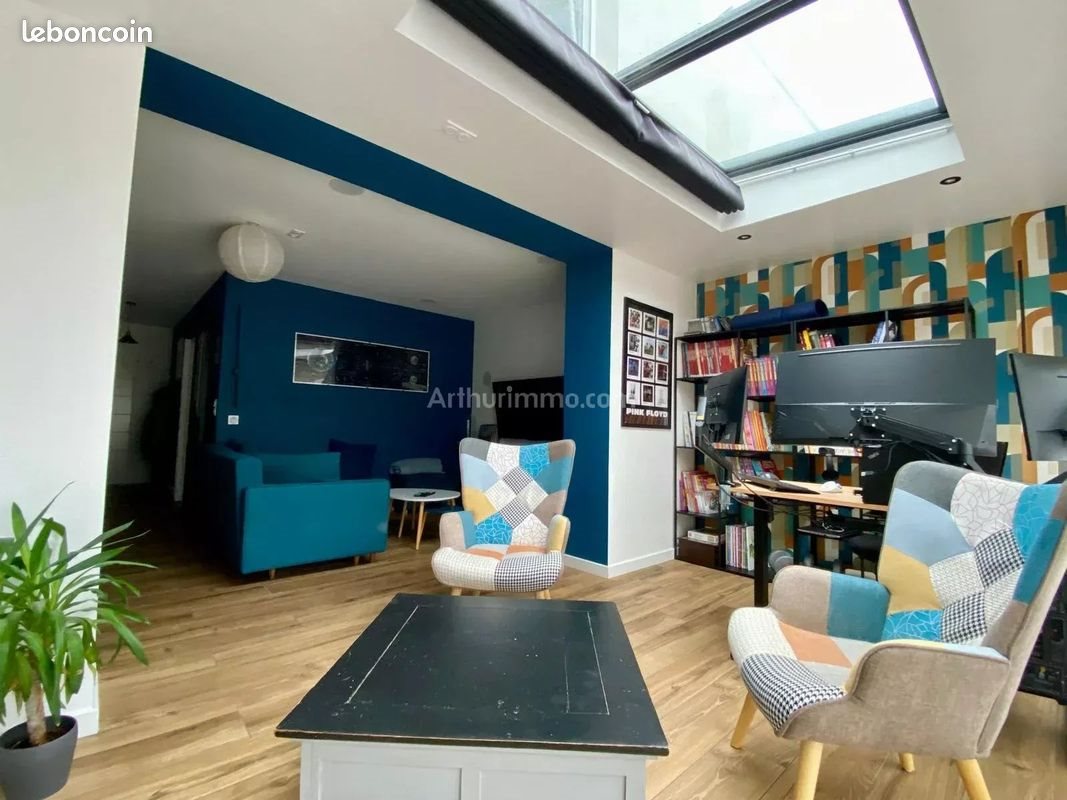 Maison à vendre, 128m², Ambon