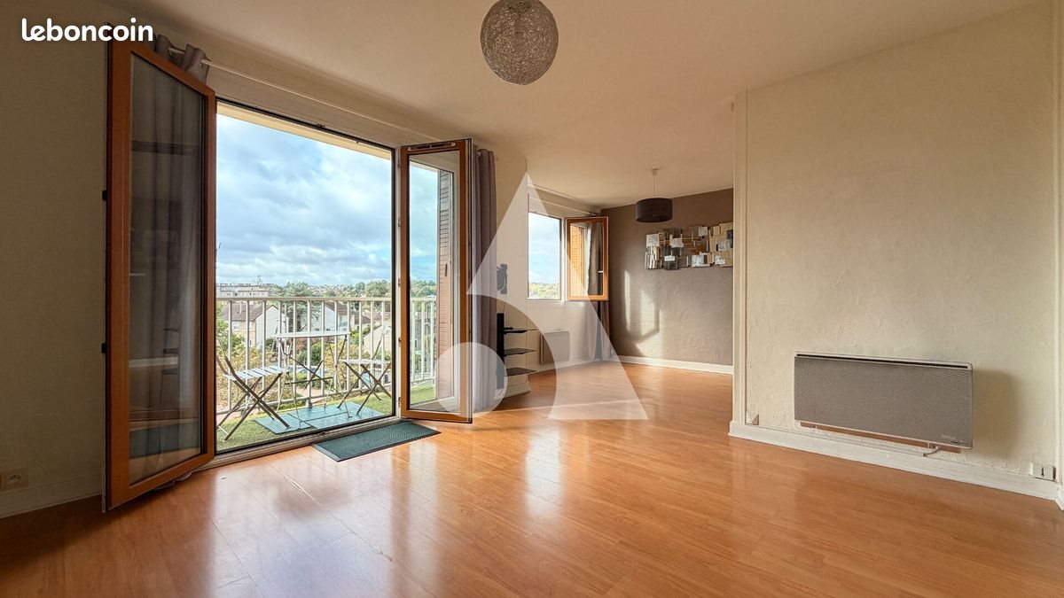 Appartement à louer, 45m², Viry-Châtillon