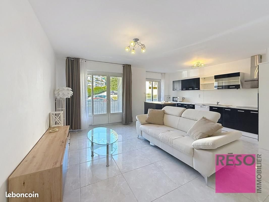 Appartement à louer, 65m², Vétraz-Monthoux
