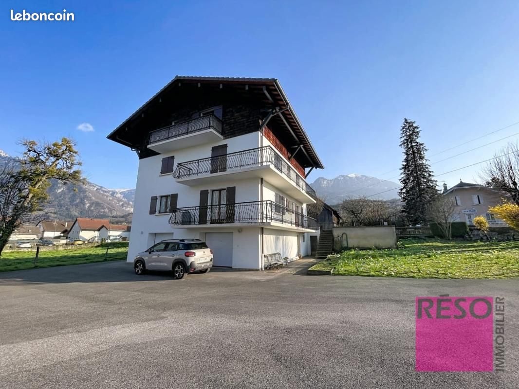 Appartement à louer, 43m², Saint-Pierre-en-Faucigny