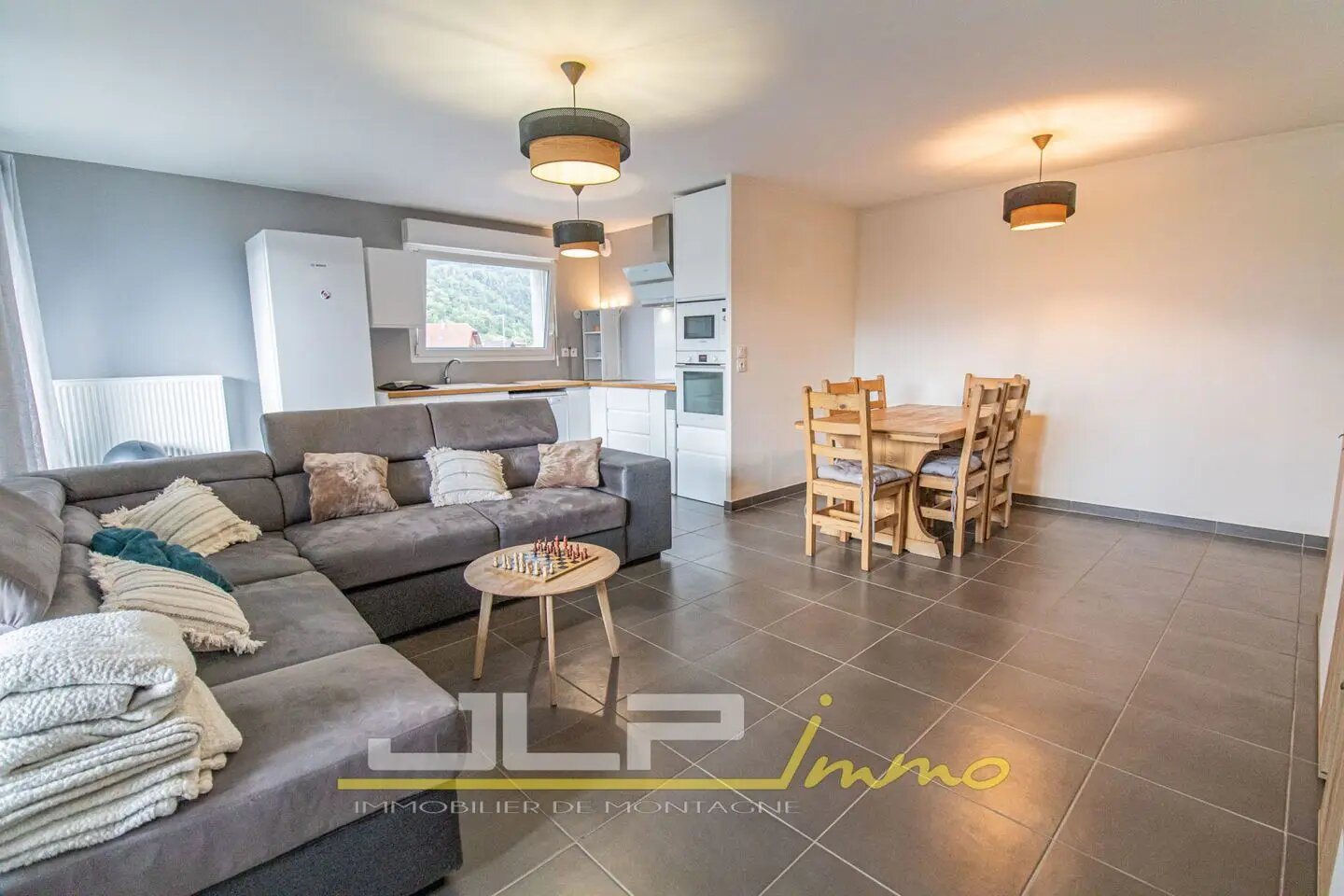 Appartement à louer, 85m², Passy