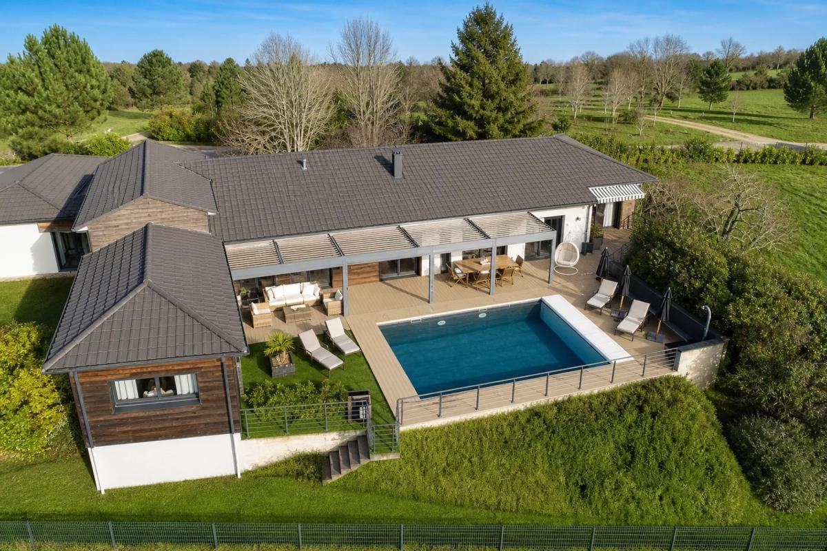 Maison à vendre, 242m², Auriac-du-Périgord