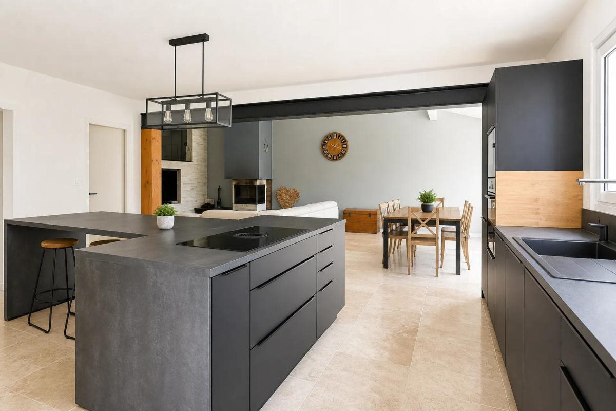 Maison à vendre, 214m², Redessan