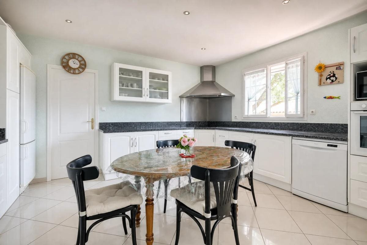 Maison à vendre, 144m², Ségreville