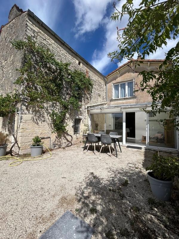 Maison à vendre, 135m², Mauzé-sur-le-Mignon
