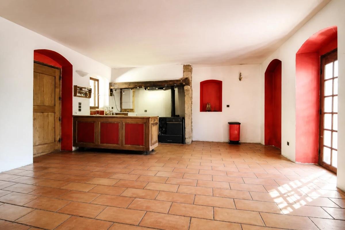Maison à vendre, 195m², Lablachère