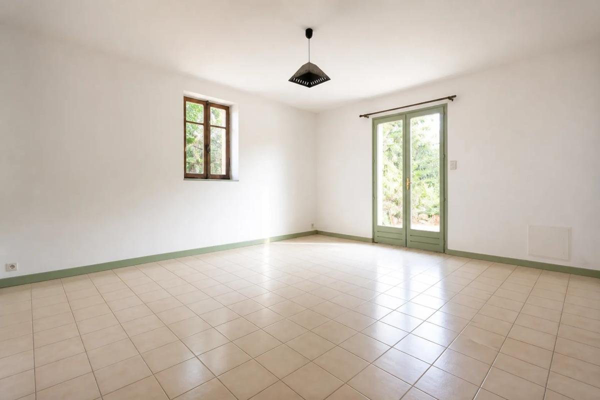 Maison à vendre, 195m², Lablachère