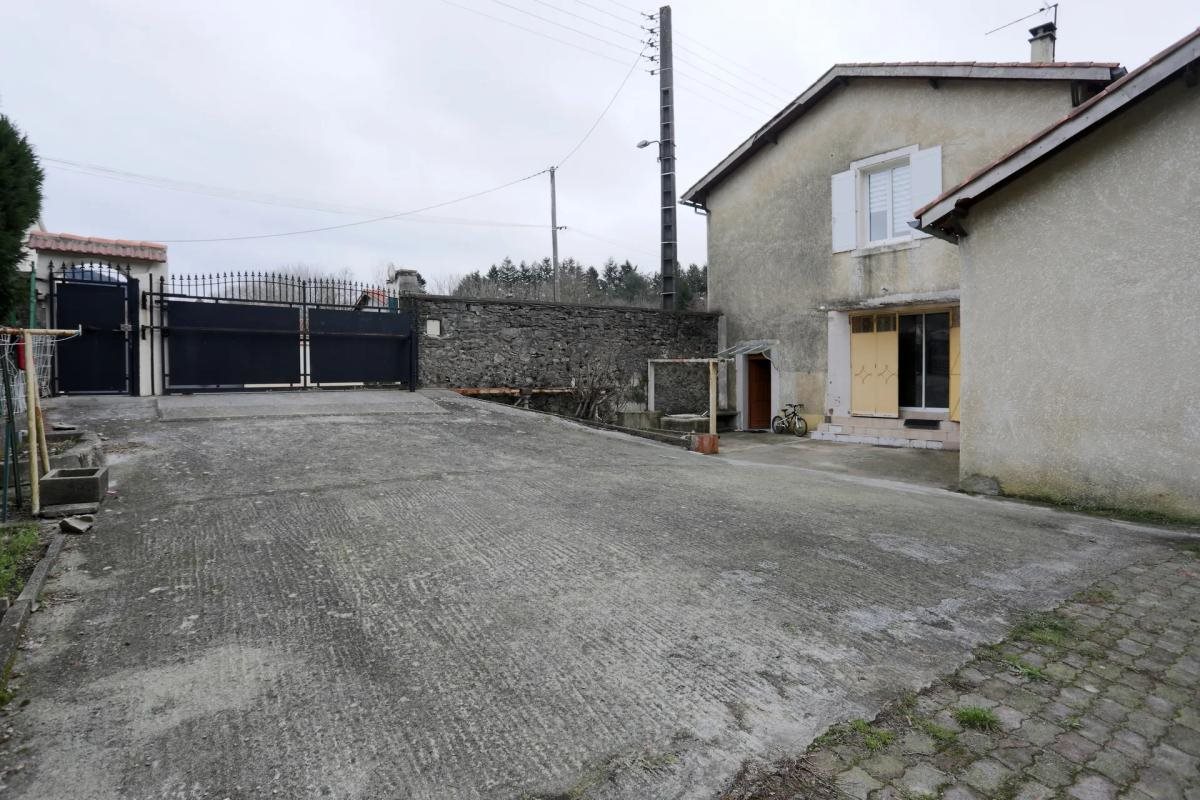 Maison à vendre, 250m², Labastide-Rouairoux