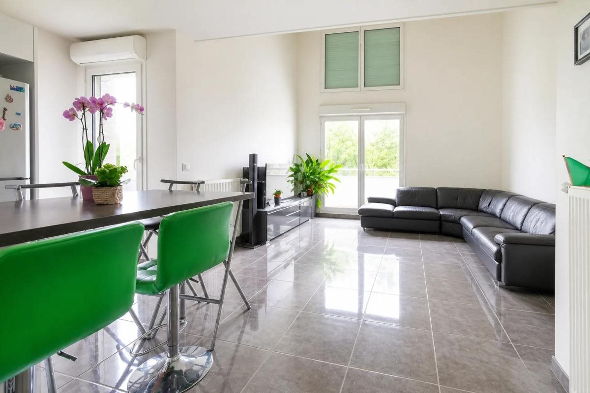 Appartement à vendre, 81m², Stains