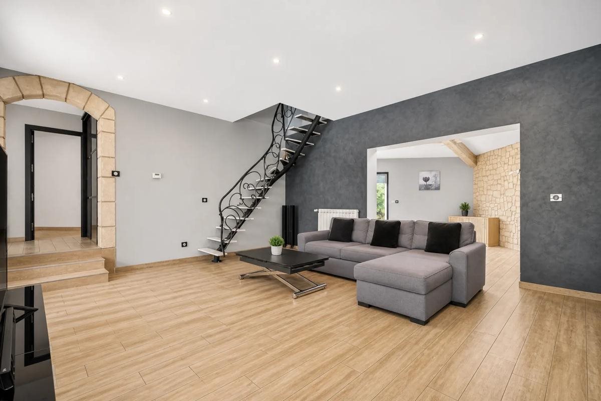 Maison à vendre, 186m², Saint-Victoret