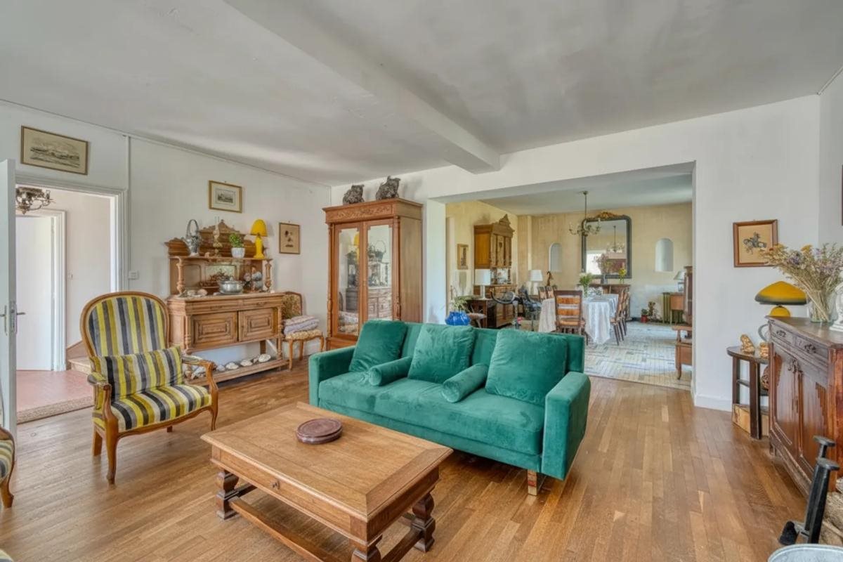 Maison à vendre, 244m², Saint-Sever-de-Saintonge