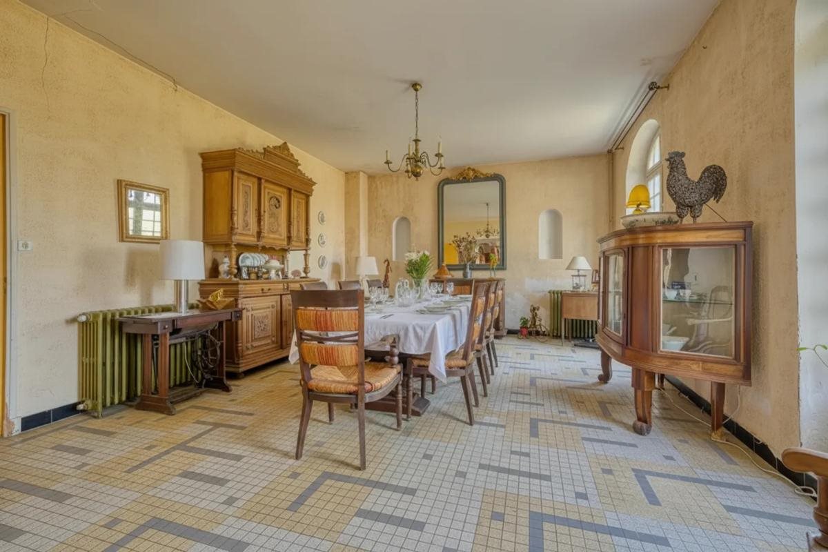 Maison à vendre, 244m², Saint-Sever-de-Saintonge