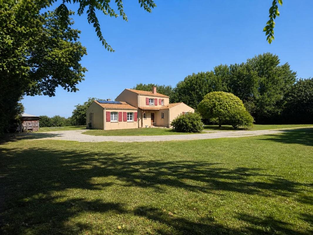 Maison à vendre, 153m², Petosse