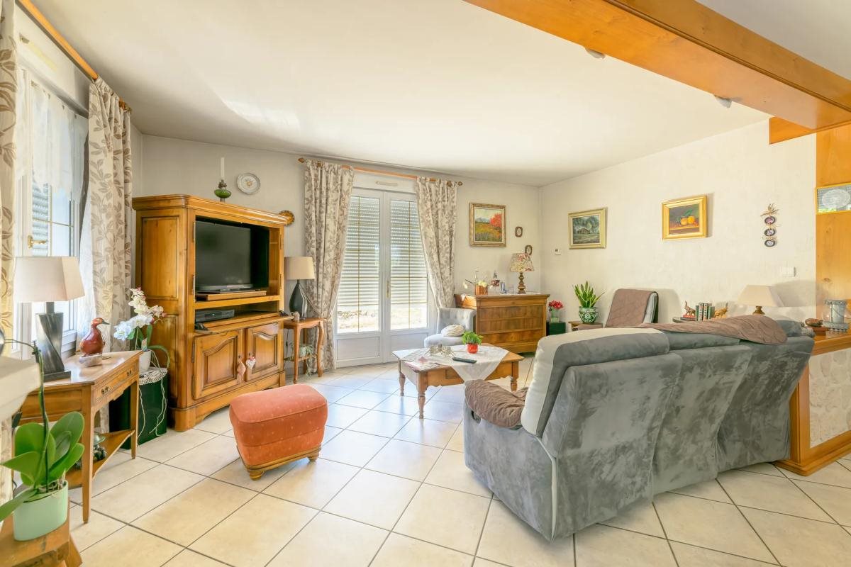 Maison à vendre, 176m², Nouans-les-Fontaines