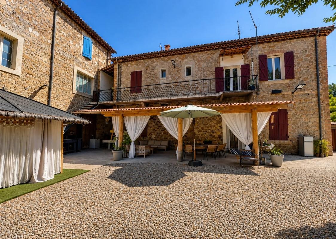 Maison à vendre, 226m², Robiac-Rochessadoule