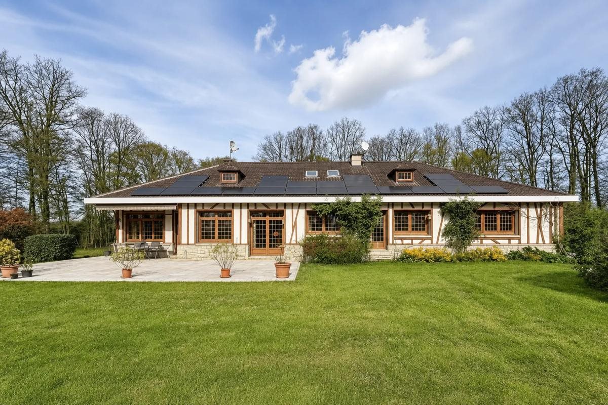 Maison à vendre, 303m², La Chapelle-Saint-Sépulcre