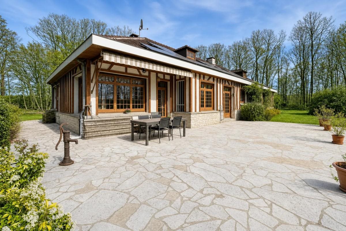 Maison à vendre, 303m², La Chapelle-Saint-Sépulcre