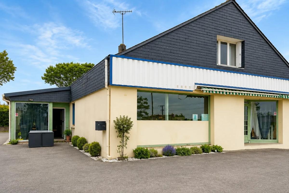 Maison à vendre, 250m², Plouguenast-Langast