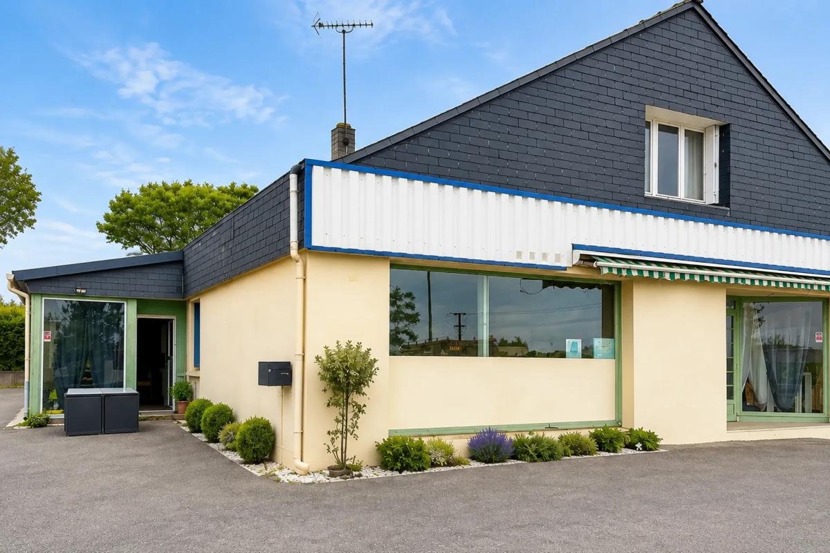 Maison à vendre, 250m², Plouguenast-Langast