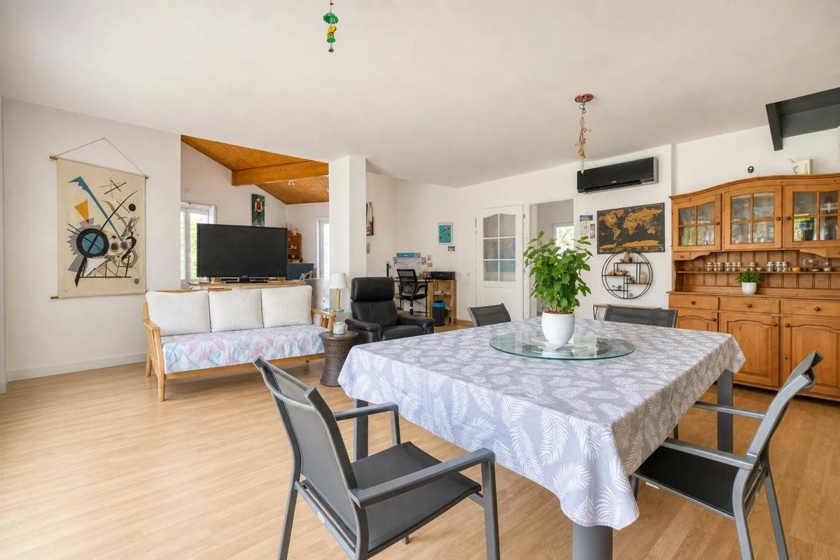 Maison à vendre, 187m², Mondouzil