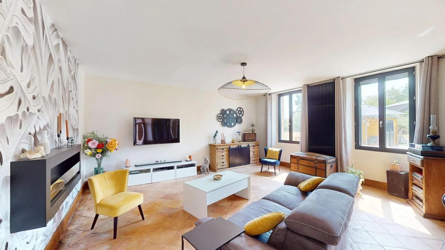 Maison à vendre, 319m², Bioule