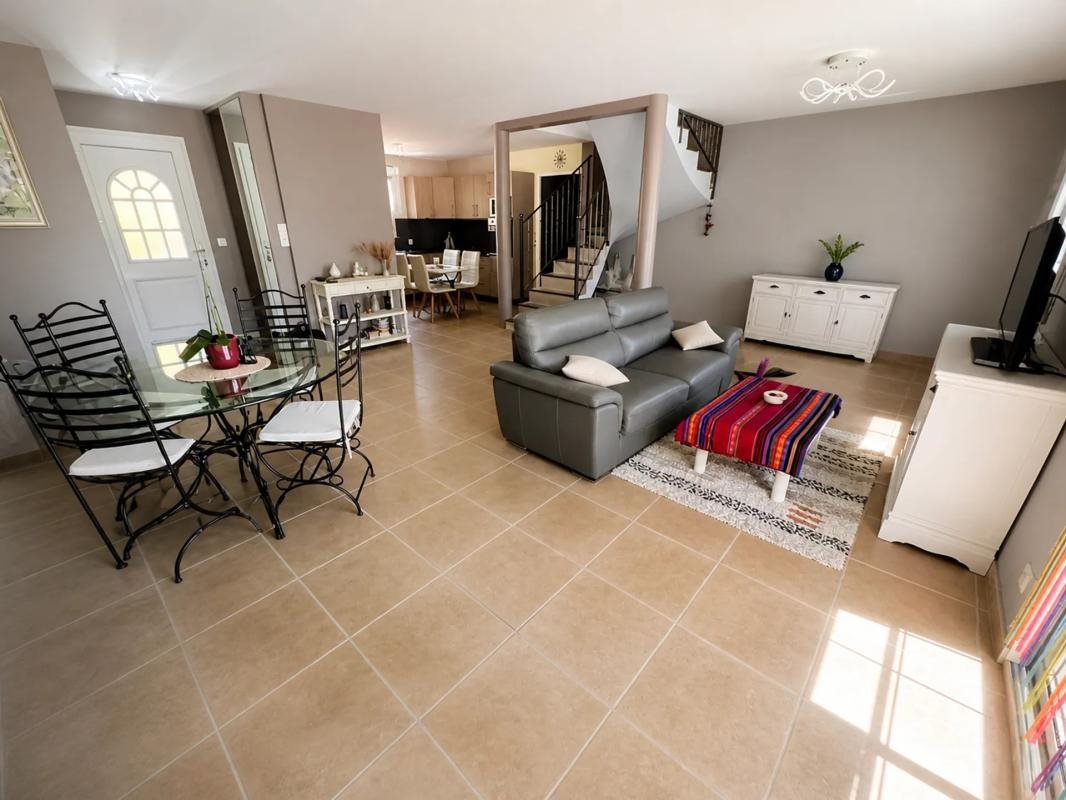 Maison à vendre, 117m², Coursan