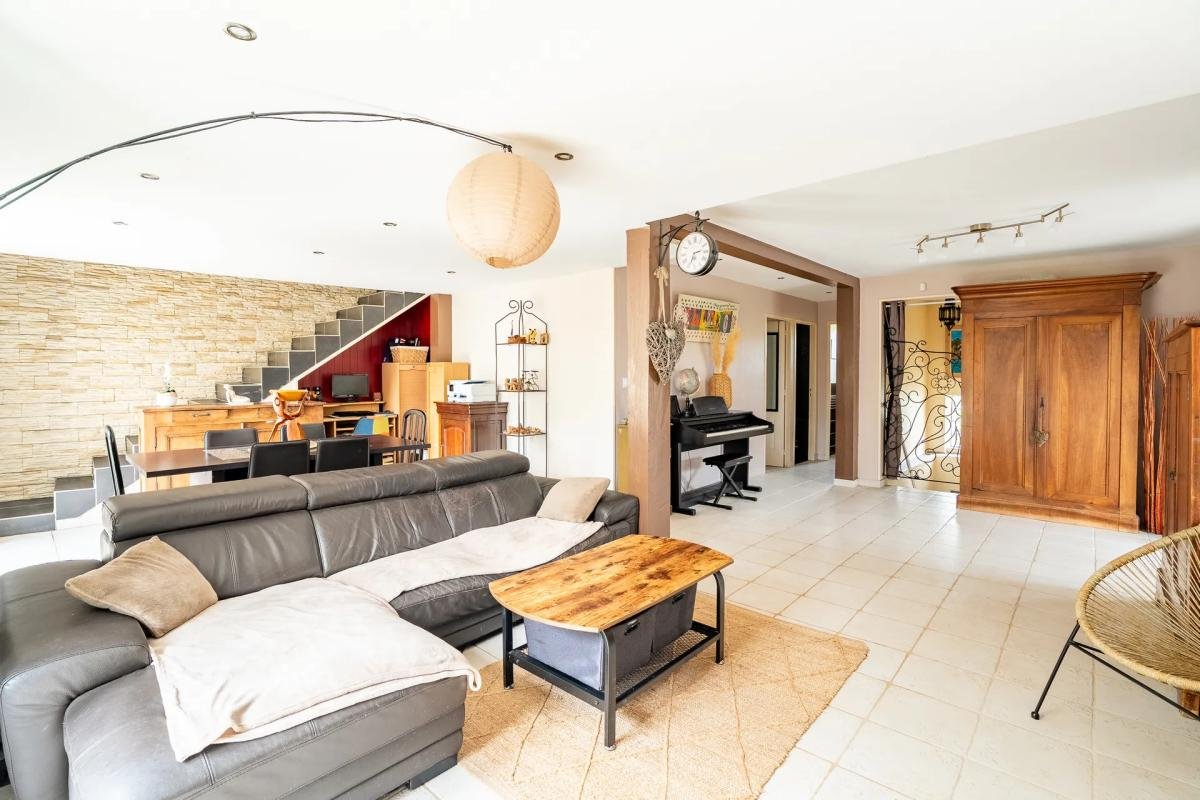 Maison à vendre, 195m², Camarsac