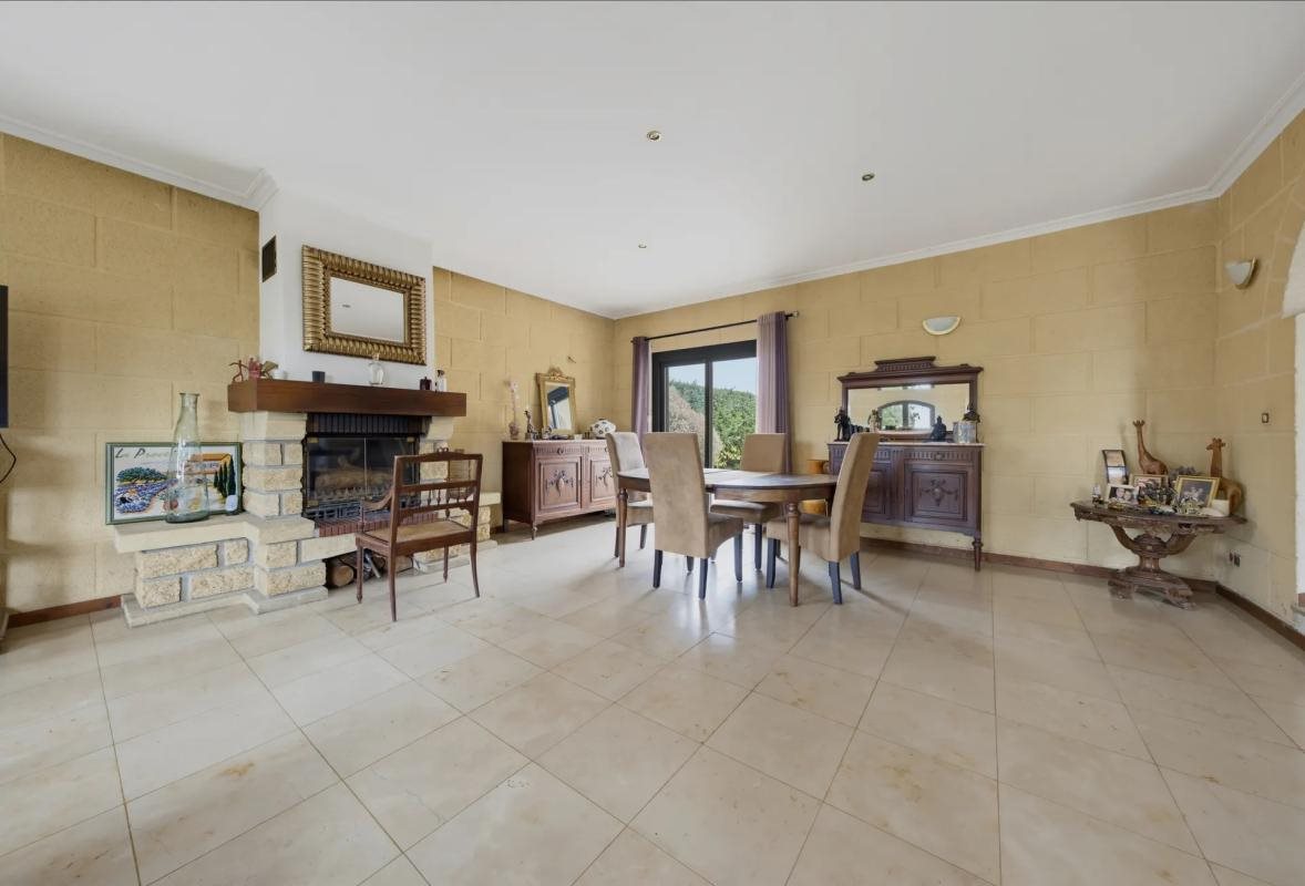 Maison à vendre, 121m², Saint-Louis-de-Montferrand