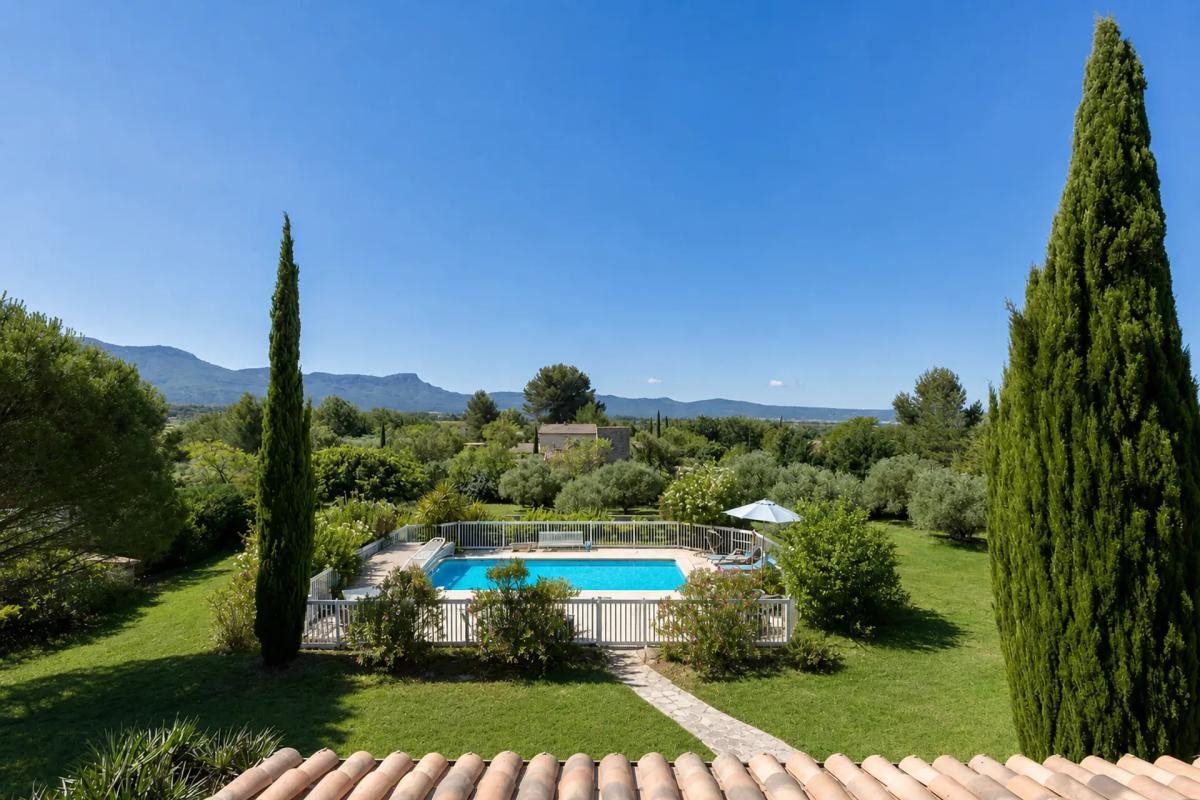 Maison à vendre, 220m², Pourrières