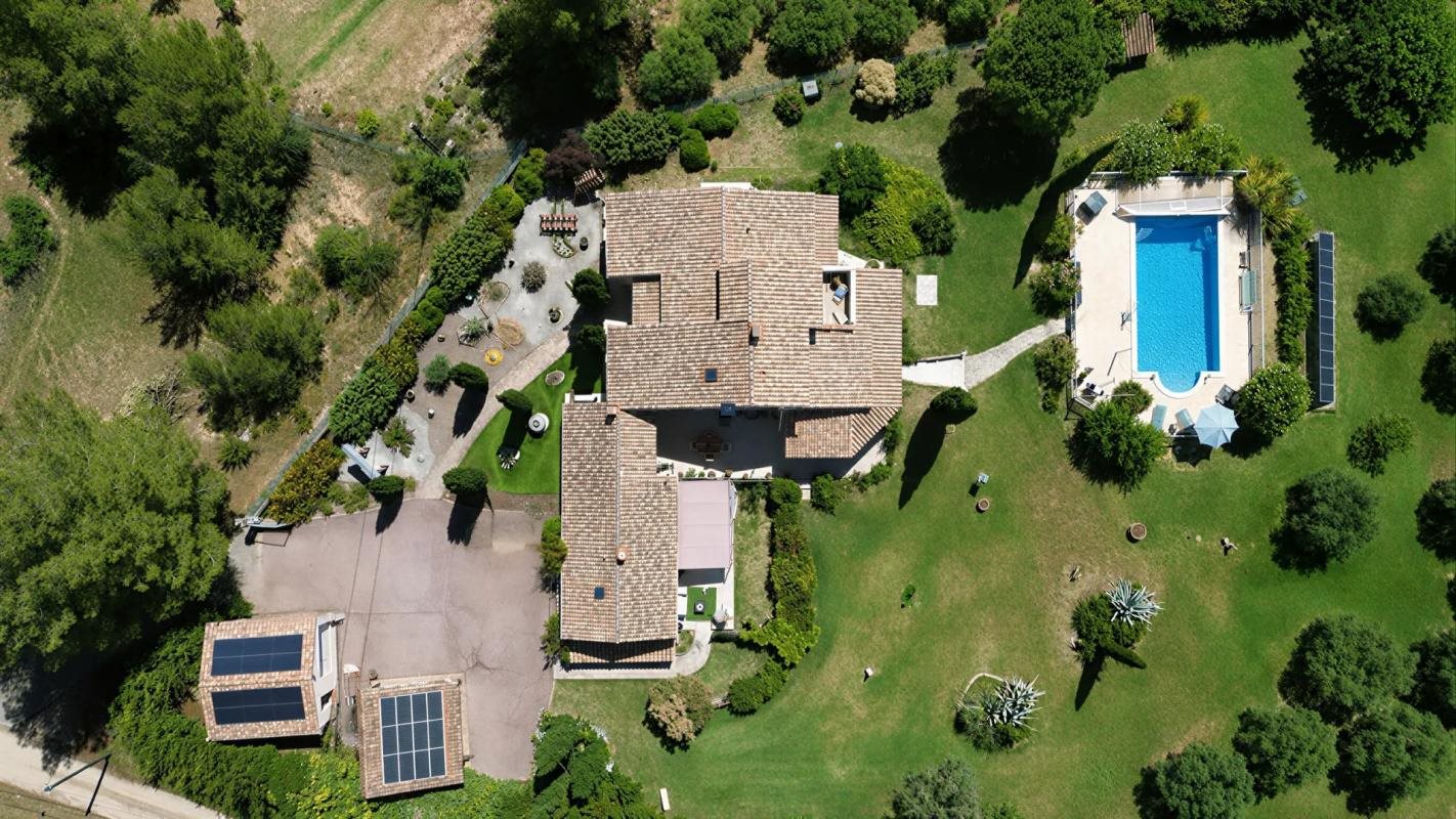Maison à vendre, 220m², Pourrières