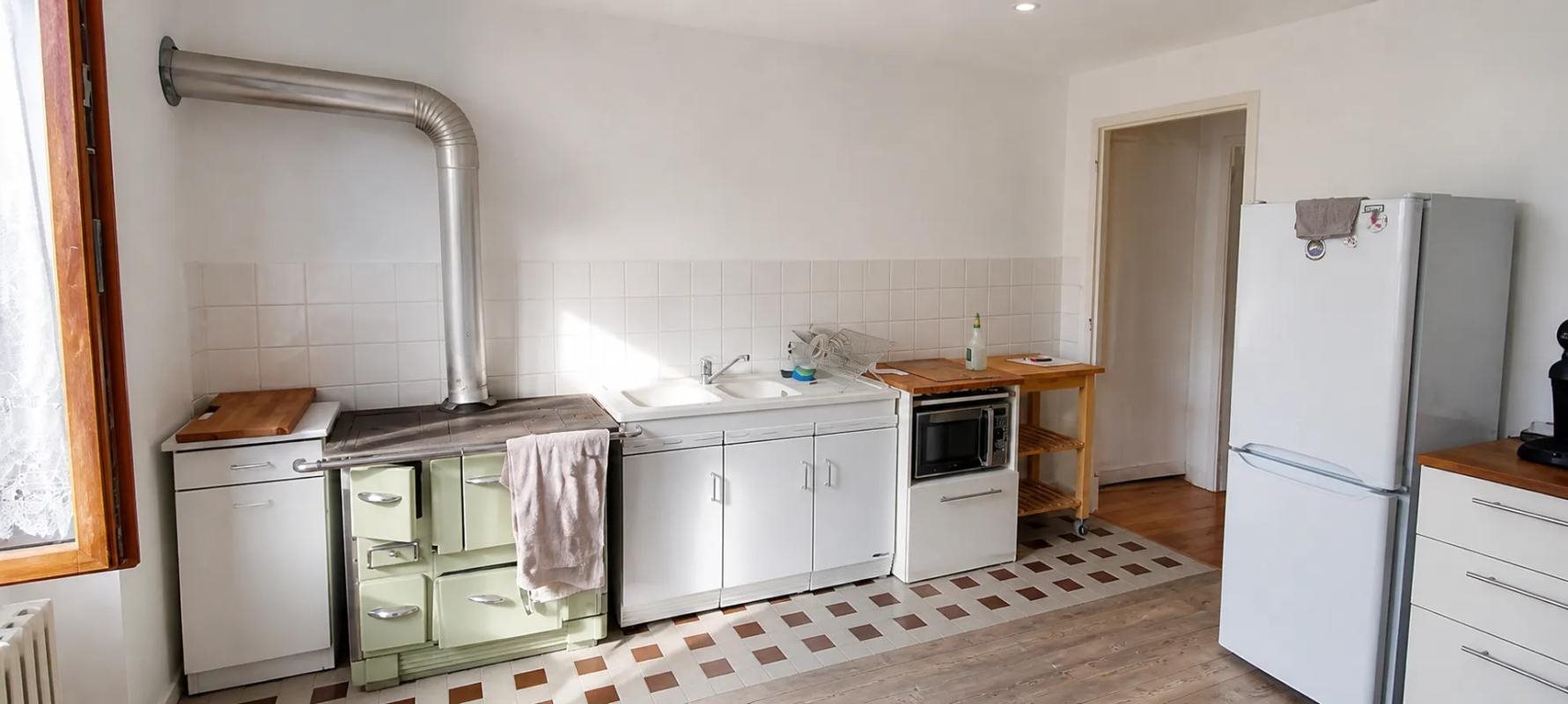 Maison à vendre, 92m², Saint-Bonnet-le-Chastel