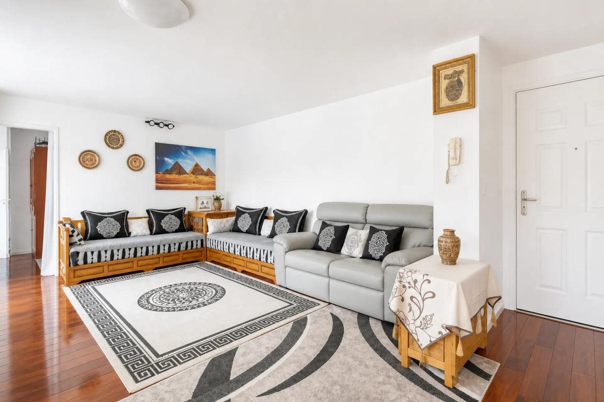 Appartement à vendre, 77m², Stains