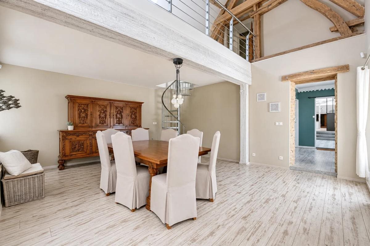 Maison à vendre, 335m², Montlandon