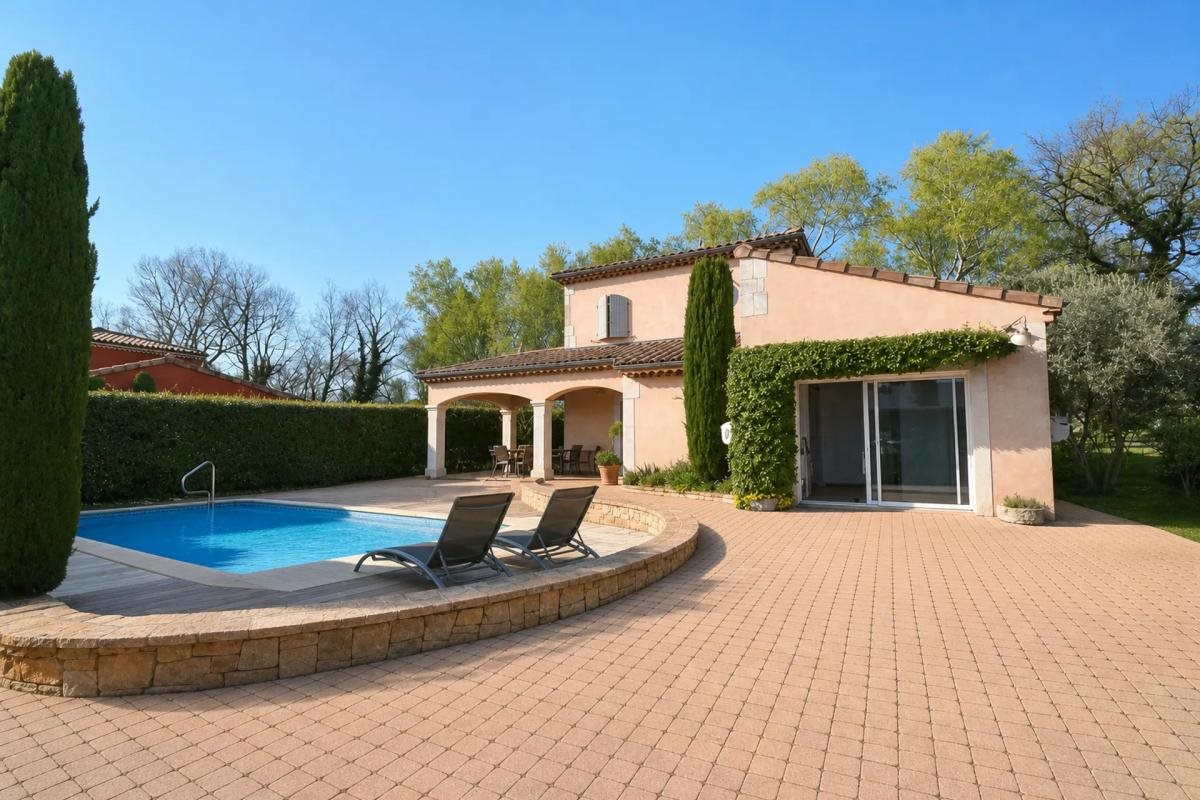 Maison à vendre, 140m², Montboucher-sur-Jabron