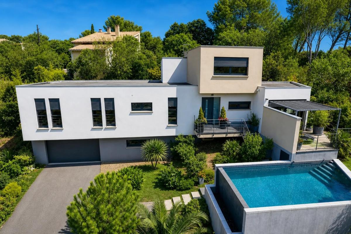Maison à vendre, 159m², Nîmes