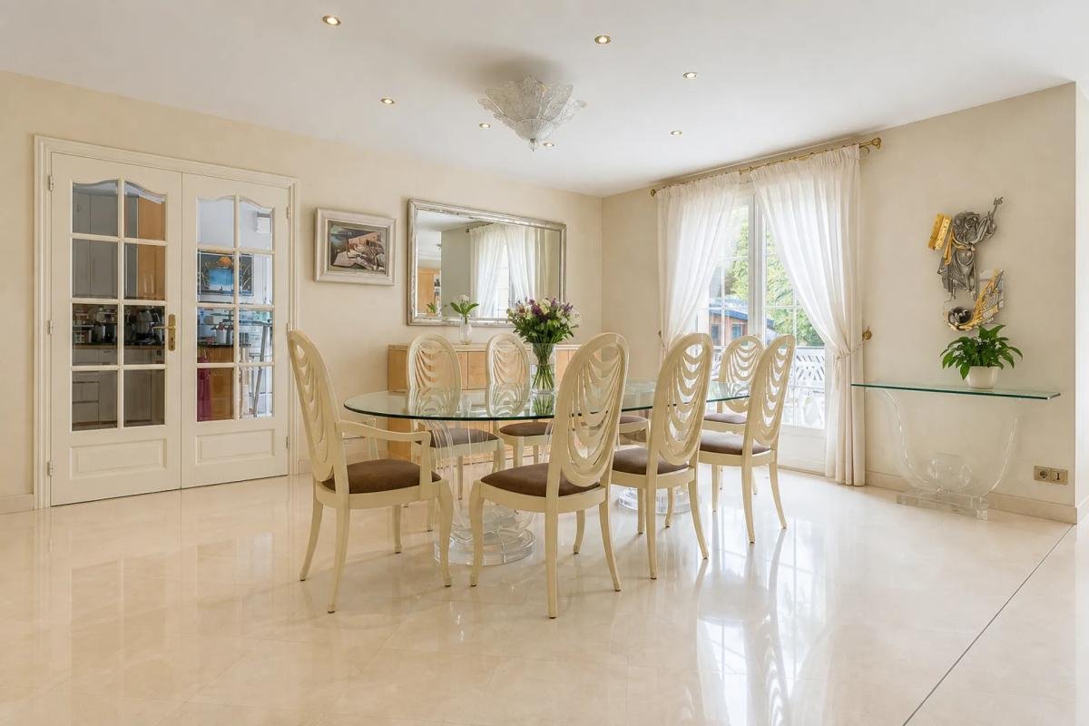 Maison à vendre, 250m², Saint-Gratien
