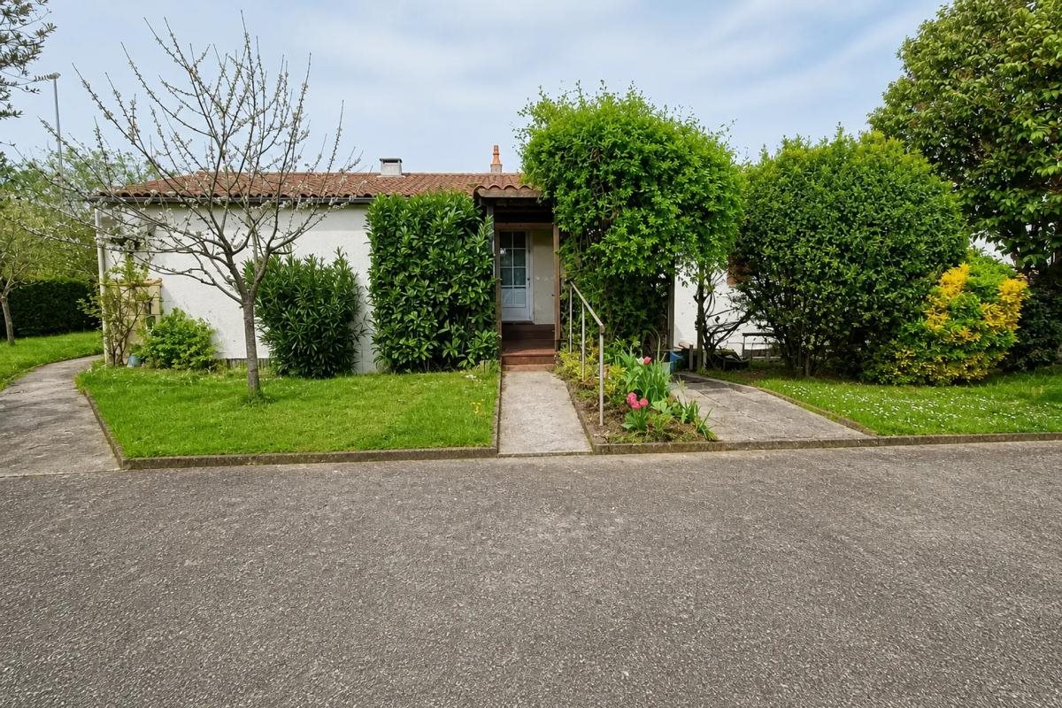 Maison à vendre, 142m², Saintes