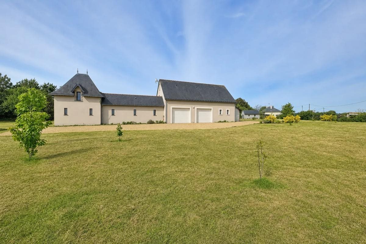 Maison à vendre, 390m², Angrie