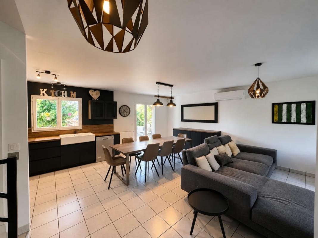 Maison à vendre, 128m², Saint-Savin