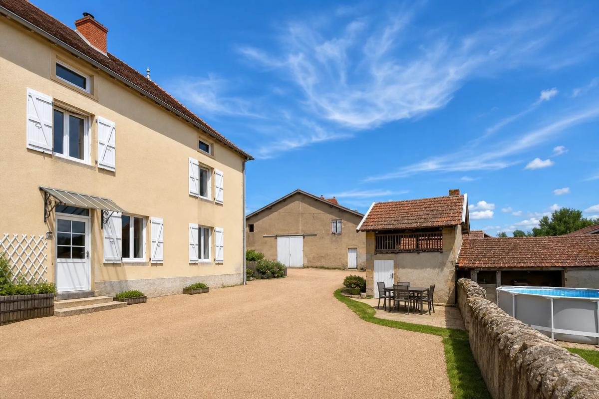 Maison à vendre, 187m², Saint-Laurent-en-Brionnais
