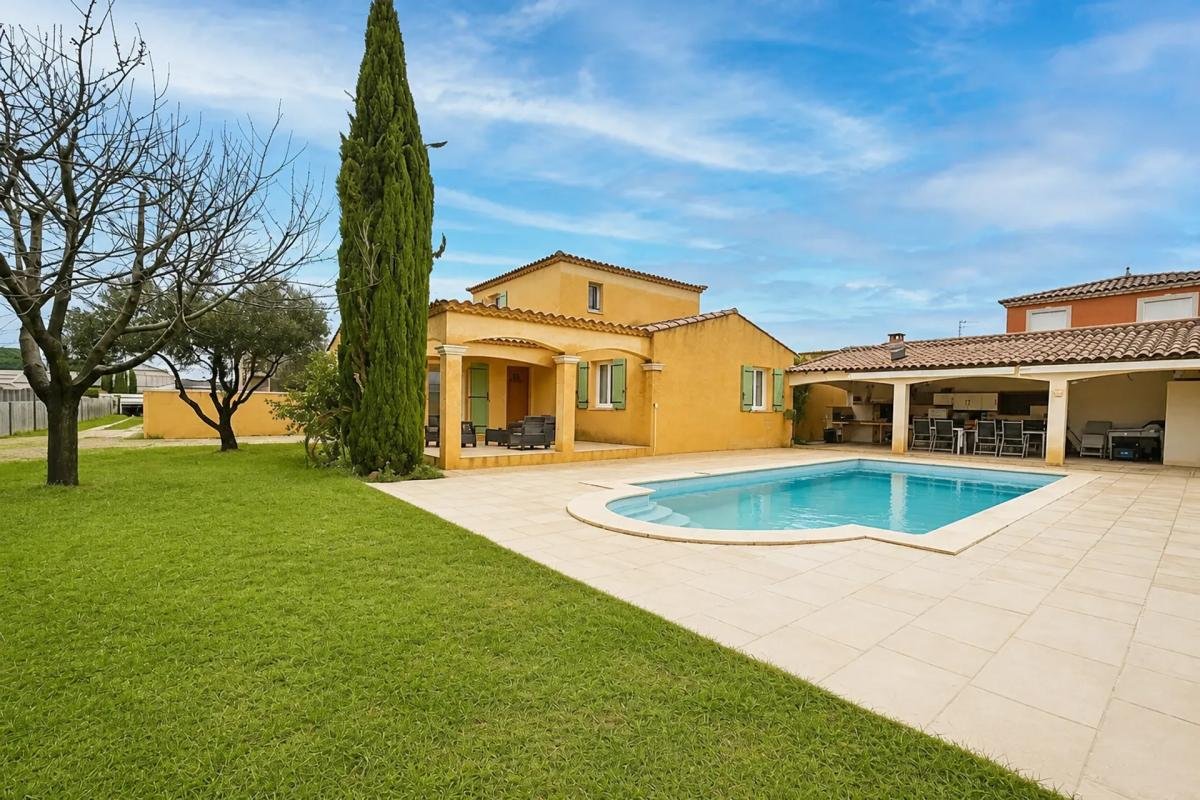 Maison à vendre, 150m², Redessan