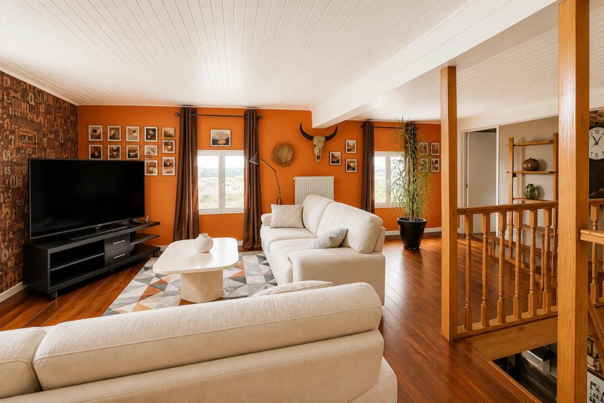 Maison à vendre, 267m², Uchizy