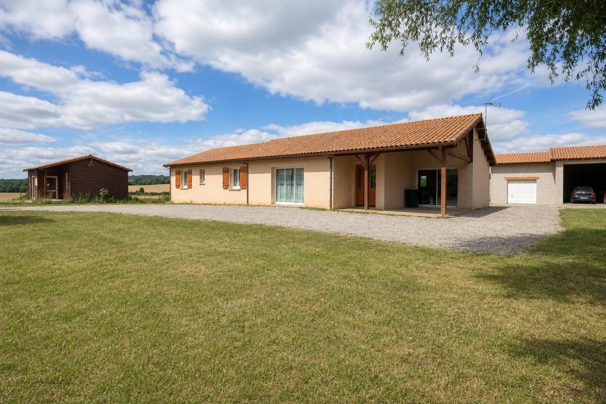 Maison à vendre, 130m², Taponnat-Fleurignac