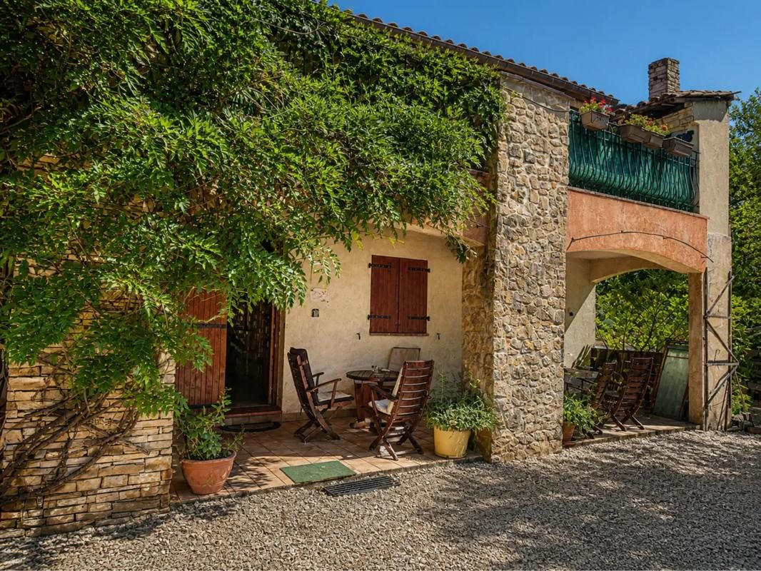 Maison à vendre, 196m², Esparron-de-Verdon