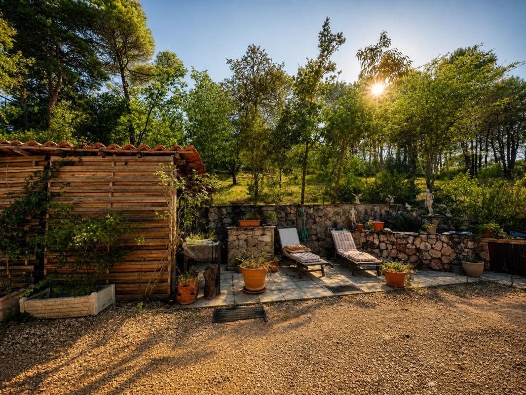 Maison à vendre, 196m², Esparron-de-Verdon