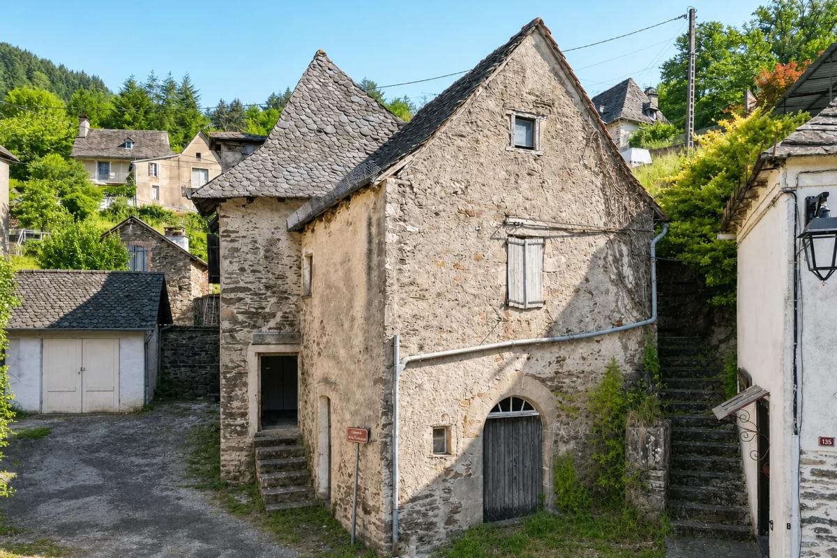 Maison à vendre, 150m², Laval-de-Cère