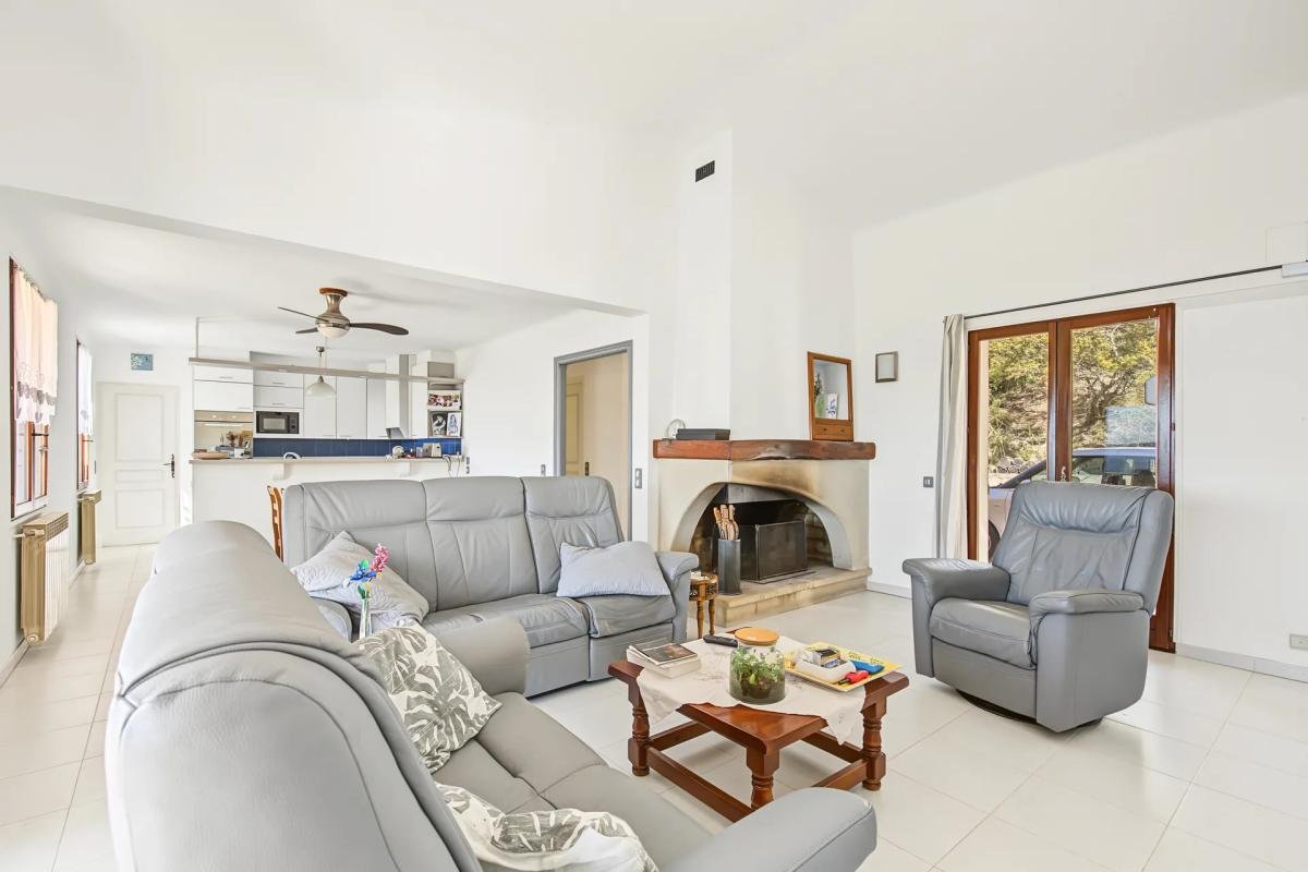 Maison à vendre, 100m², Saint-Saturnin-lès-Apt