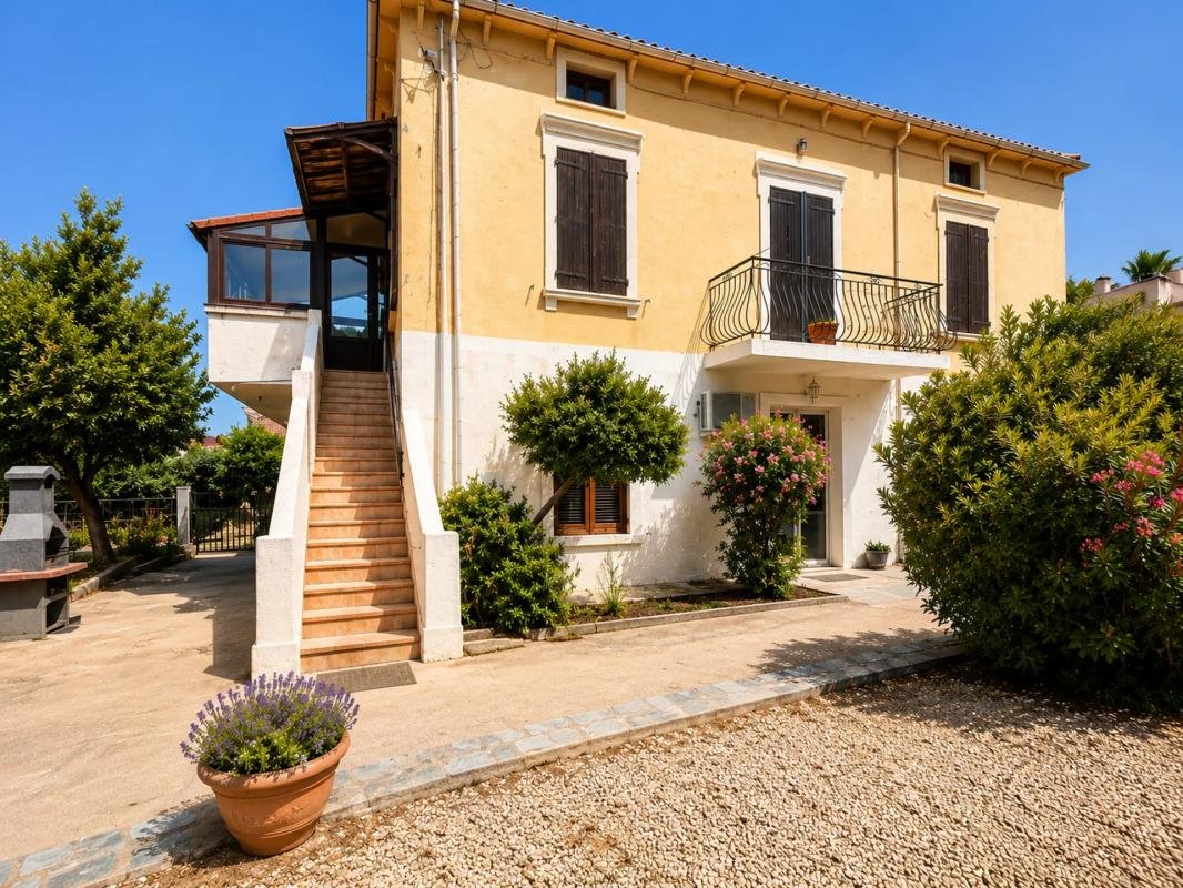 Maison à vendre, 208m², L'Ile-Rousse