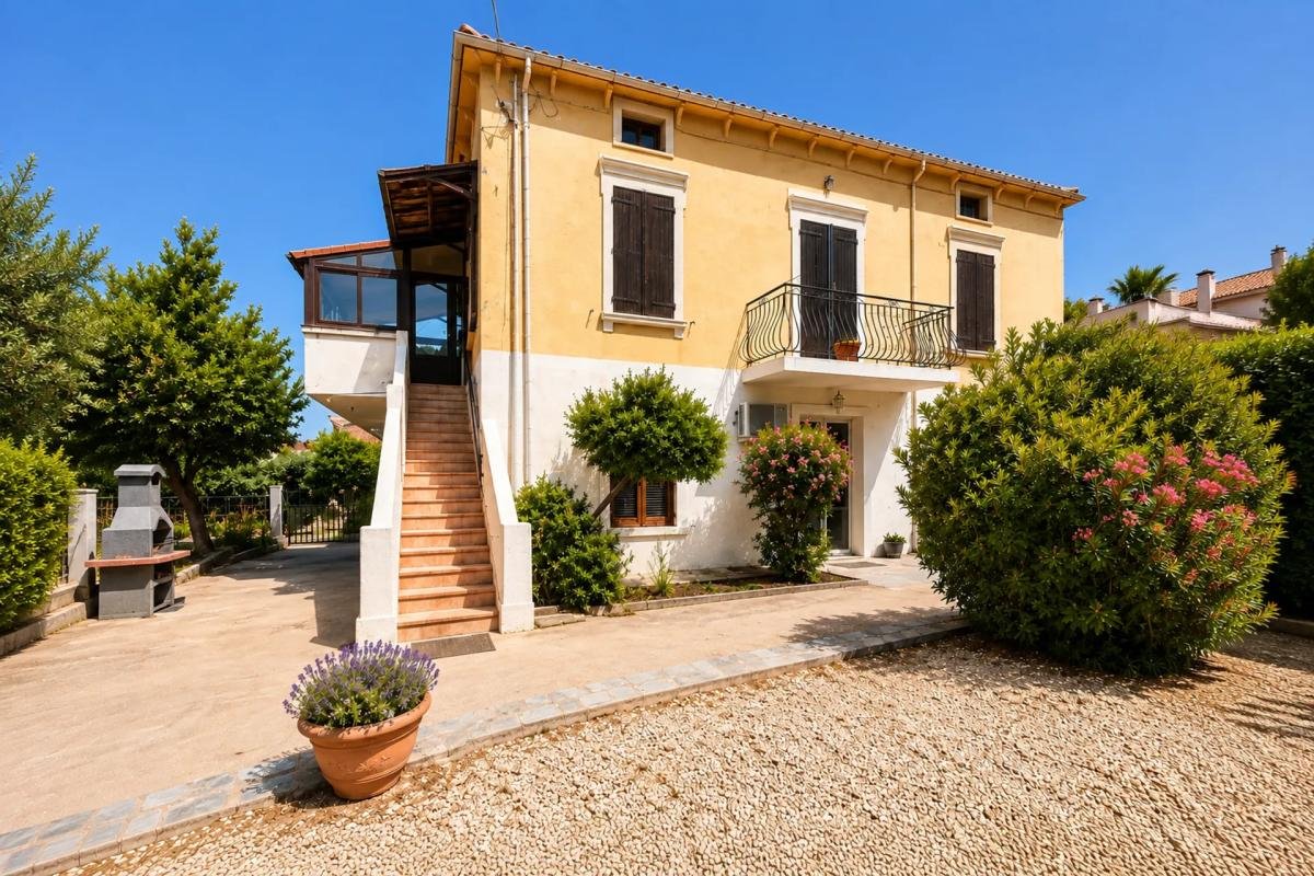 Maison à vendre, 208m², L'Ile-Rousse